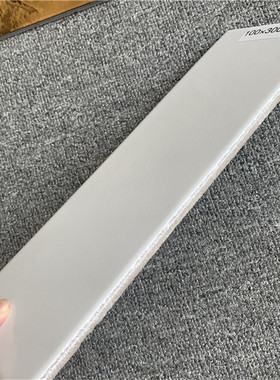 外墙瓷砖 亮光白色条砖60240 50200老式砖  釉面砖外墙修补砖