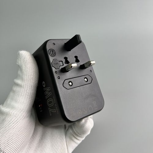 70W氮化镓!充笔记本!全球通万能转换插头旅行插座转接快充电器