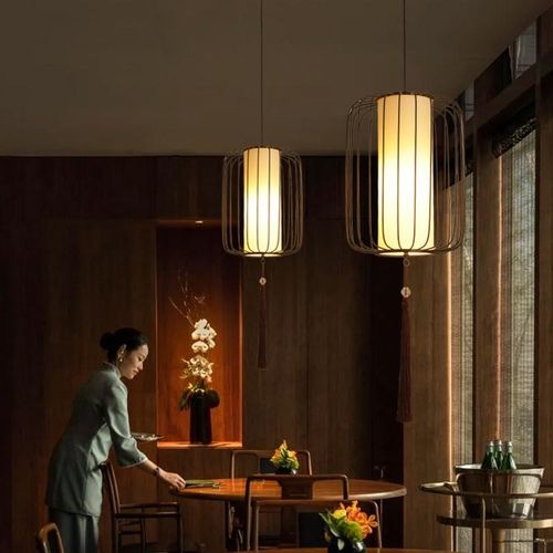 新中式吊灯复古餐饮餐厅饭店茶楼火锅店专用红灯笼铁艺吊灯带射灯