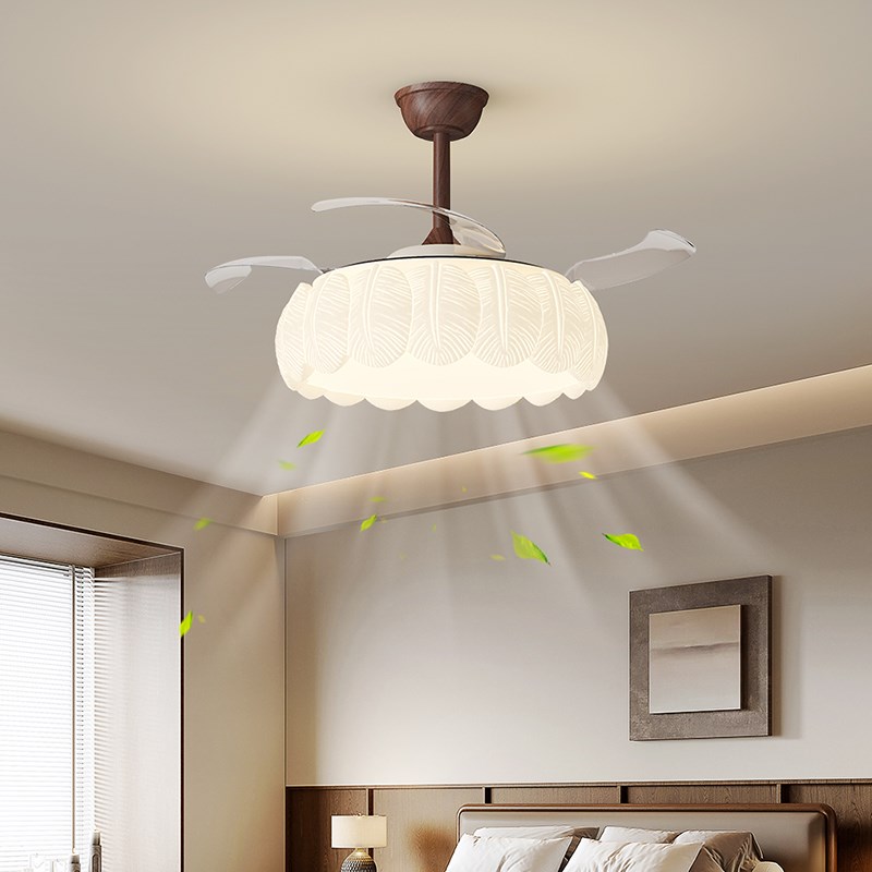 中古风卧室风扇灯2025新款羽毛餐厅吸顶灯奶油隐形变频电风扇吊灯