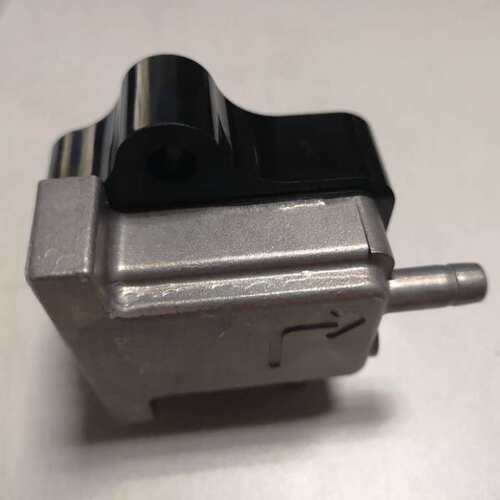 供应  适用舷外机燃油泵FUEL PUMP 803529T 01- 06 4-9.8H