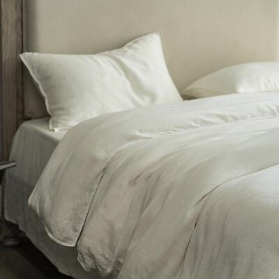 高级轻奢80支纯色兰精天丝四件套丝柔滑腻双针砂白色复古床上套件