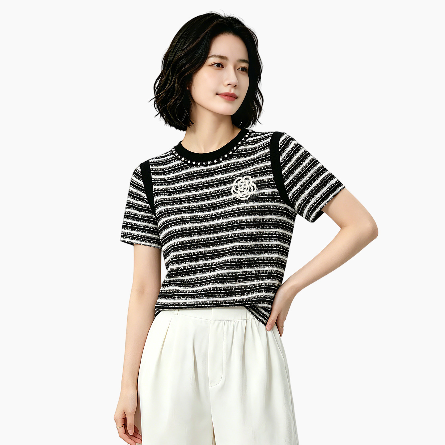 新品优惠夏日短袖t恤女小香风图片