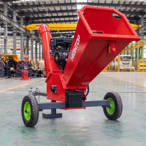 出口东南亚小型树枝粉碎机 果树枝条粉碎设备 移动式木材破碎机