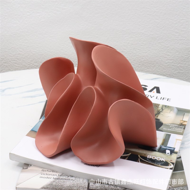 现代创意几何花瓣树脂工艺品灯笼花售楼部P家居北欧装饰品摆件