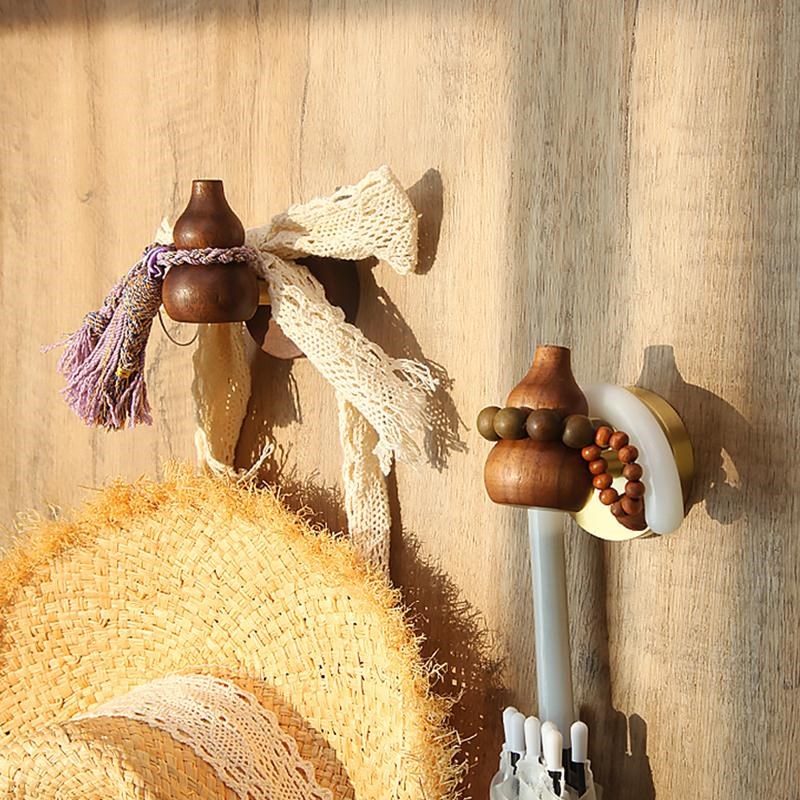 新中式复古创意胡桃木轻奢打孔免打孔黄铜挂衣钩粘钩钥.匙免钉挂