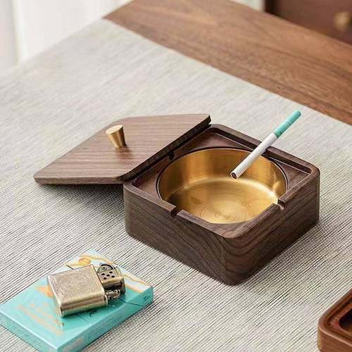 实木烟灰缸轻奢黑胡桃木创意家用客厅高级感办公室带盖防飞灰木质