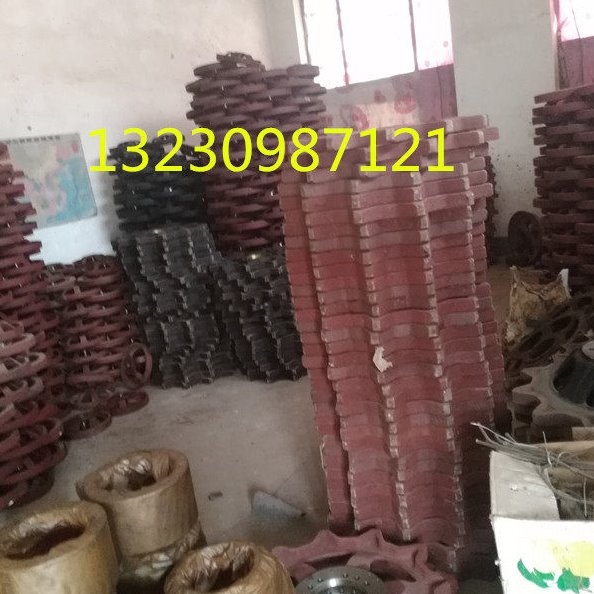 东方红70 802 1002推土机导向轮 驱动轮 75 802带齿 平面圆引导轮