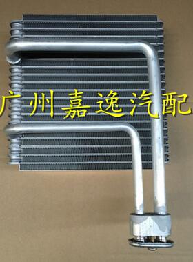 适用于汽车11-18年八代索纳塔K5蒸发器芯空调蒸发箱膨胀阀