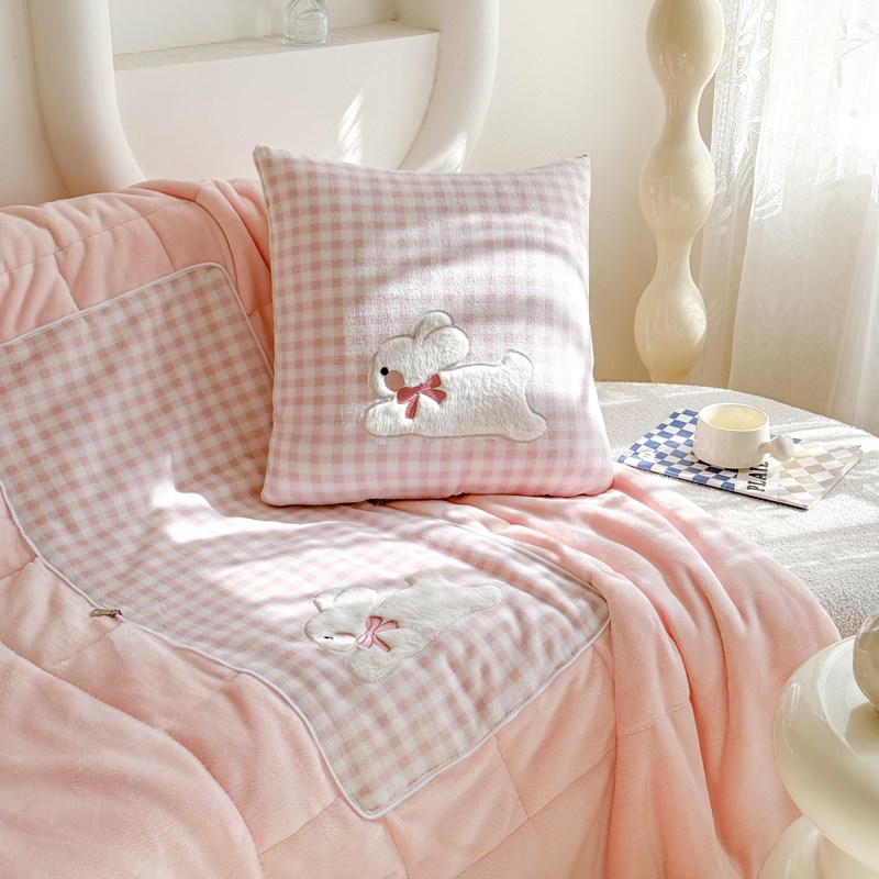 兔子抱枕被子两h用加厚办公室折叠午睡枕头毯子二合一汽车靠枕车