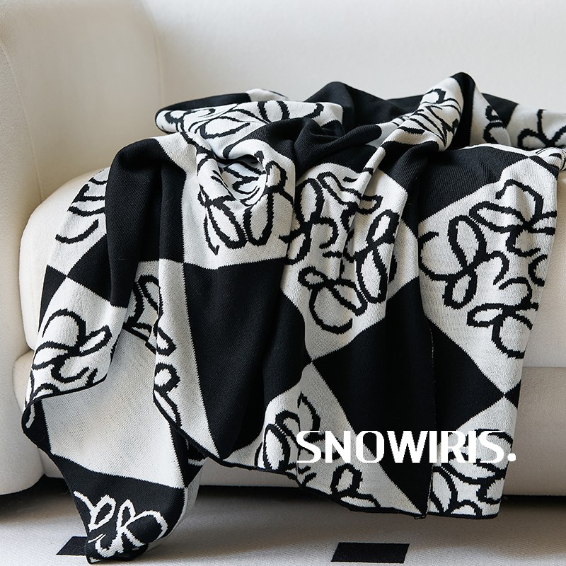 轻奢中古风毛毯客厅沙发奶油色高级感F午睡毯子四季用软装装饰搭