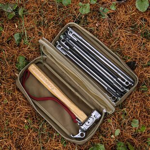 柯曼露营战术工具包便携式地钉袋子多功能餐具挂袋帐篷配件收纳包