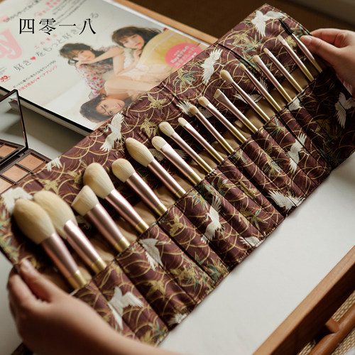 可装18支化妆刷包笔袋