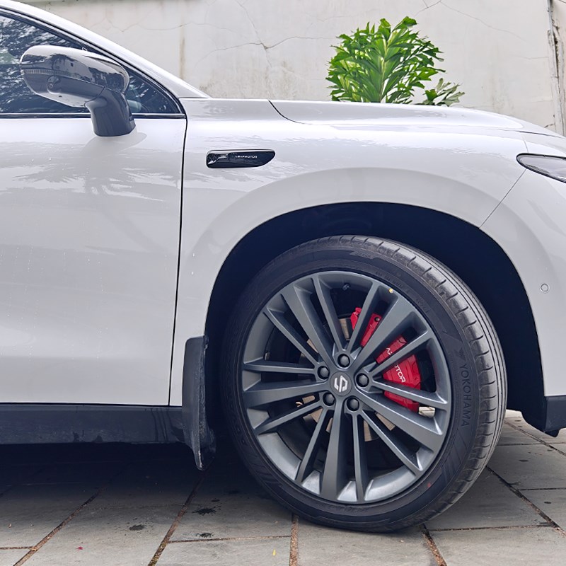 适用零跑C11 C10 C01 C16刹车卡钳罩改装铝合金轮毂卡钳制动