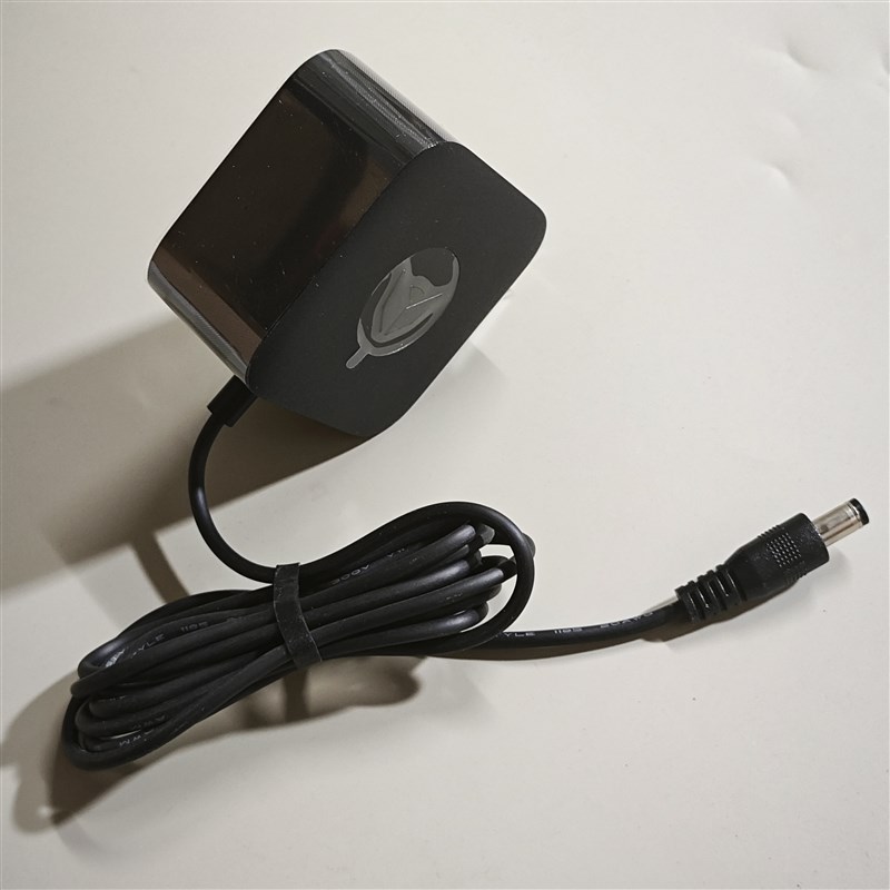 新款12V3A电源配接器监控显示器路由器光猫机上盒主机充电线原装