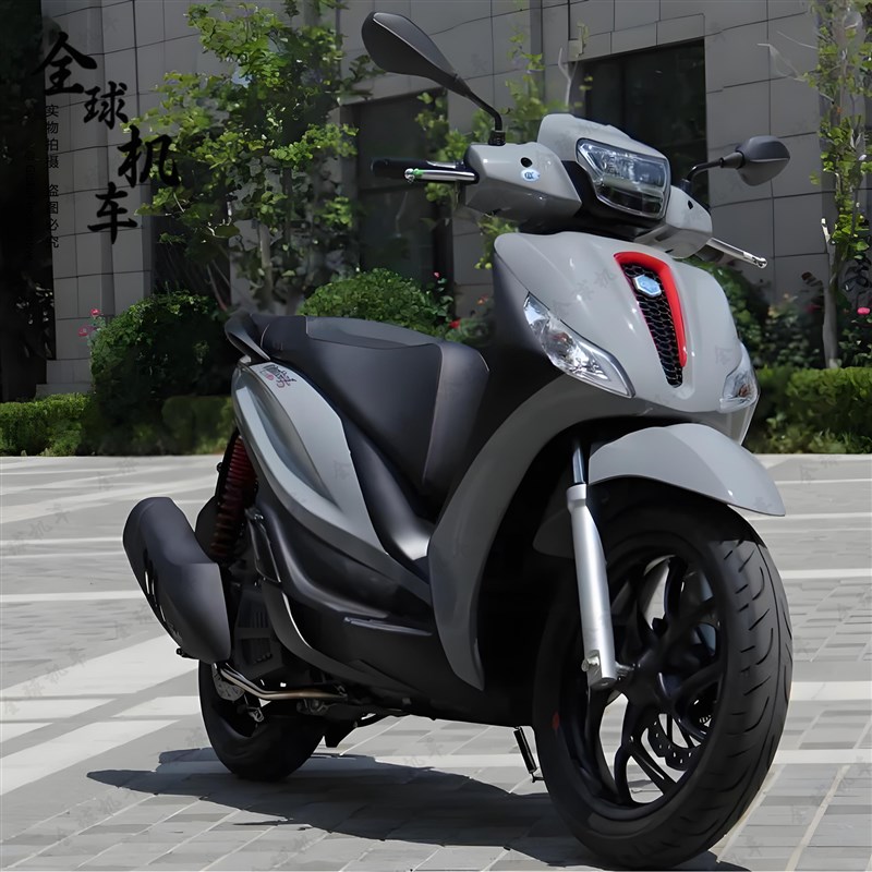 维斯帕Vespa150冲刺复古踏板新款电喷水冷阿普利亚SR250摩托车