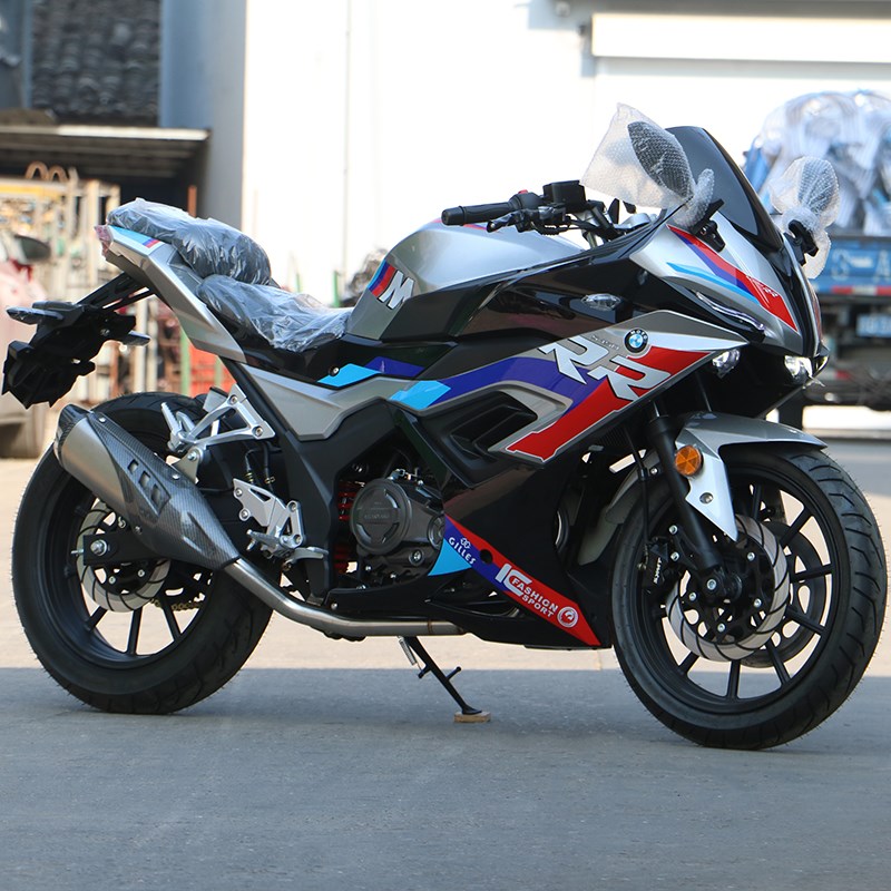 新款魔影S450摩托跑车国四电喷公路趴赛双缸水冷可上牌燃油重机车