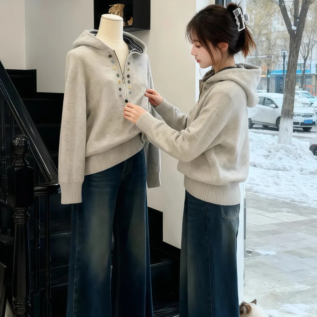 韩系时尚慵懒风软糯连帽针织上衣女2025冬季新款百搭宽松减龄毛衣