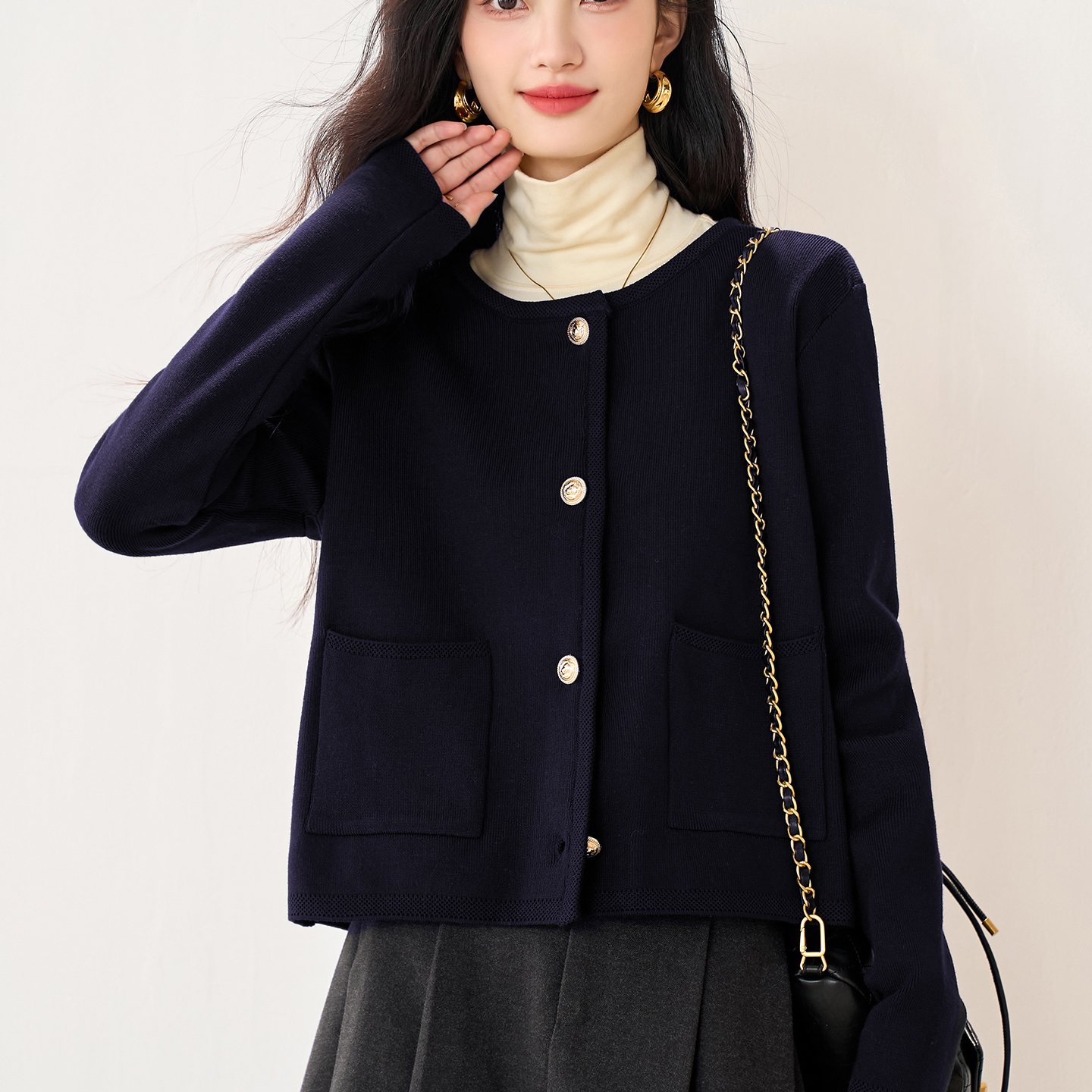 实拍新款小香风针织衫女开衫长袖纯色外套厚款短款针织毛衣外搭女