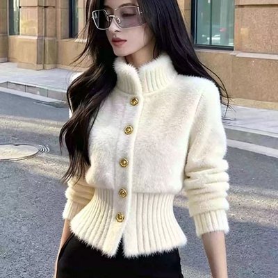 白色毛绒外套女款秋冬巨时尚独特漂亮软糯气质高端掐腰小香风上衣