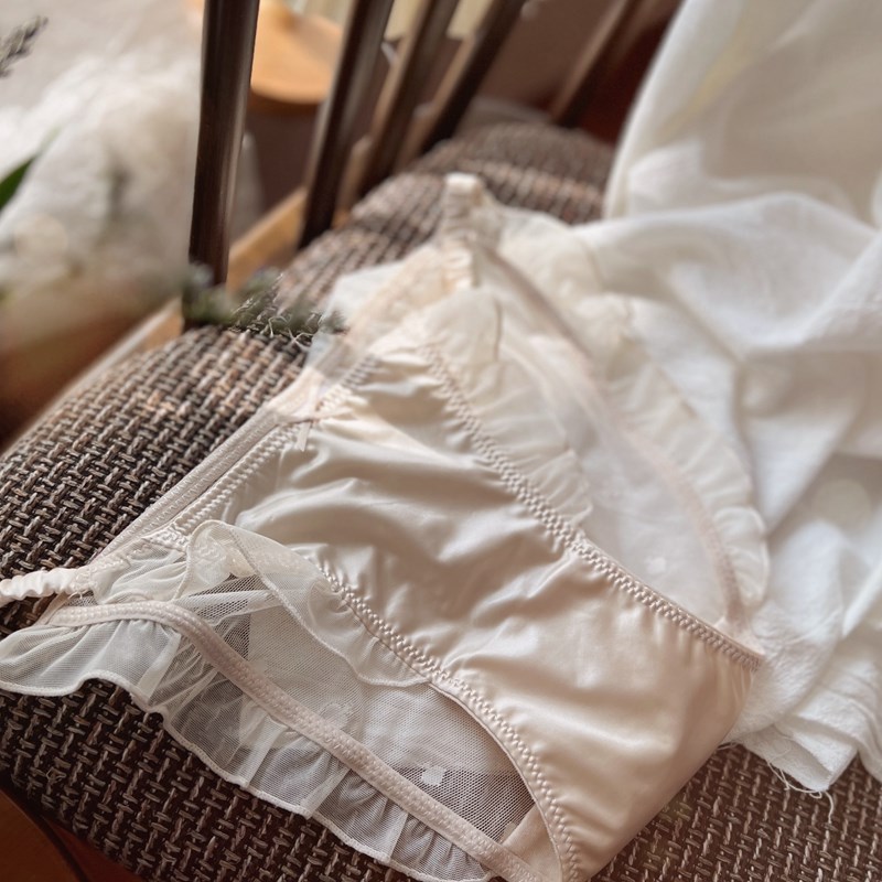 【御姐撩人】法式蕾丝网纱内裤女中腰速干轻薄性感少女透气薄棉裆