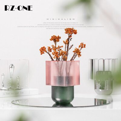 Rzone 现代轻奢高级感家居装饰品客厅茶几抽象水晶花瓶样板间摆件