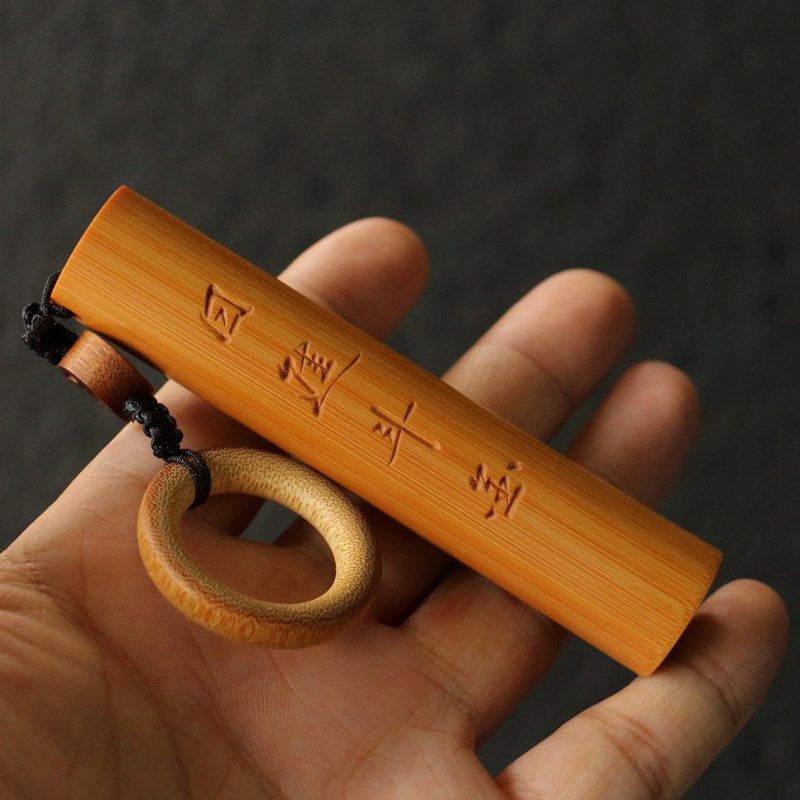 精品名家书文纯手工雕刻字体v实心竹手把件竹雕竹制把玩小件老玉