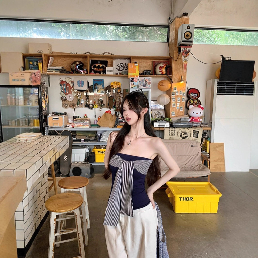 复古条纹系带抹胸背心女夏季性感辣妹裹胸内搭短款设计感外穿上衣,女装/女士精品,抹胸,淘宝优惠券,粉丝福利购,淘宝优惠卷