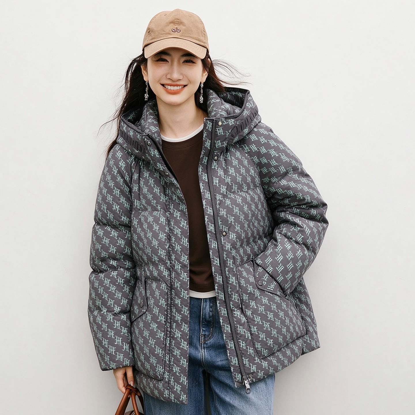 吉米赛欧女短款加厚显瘦羽绒服