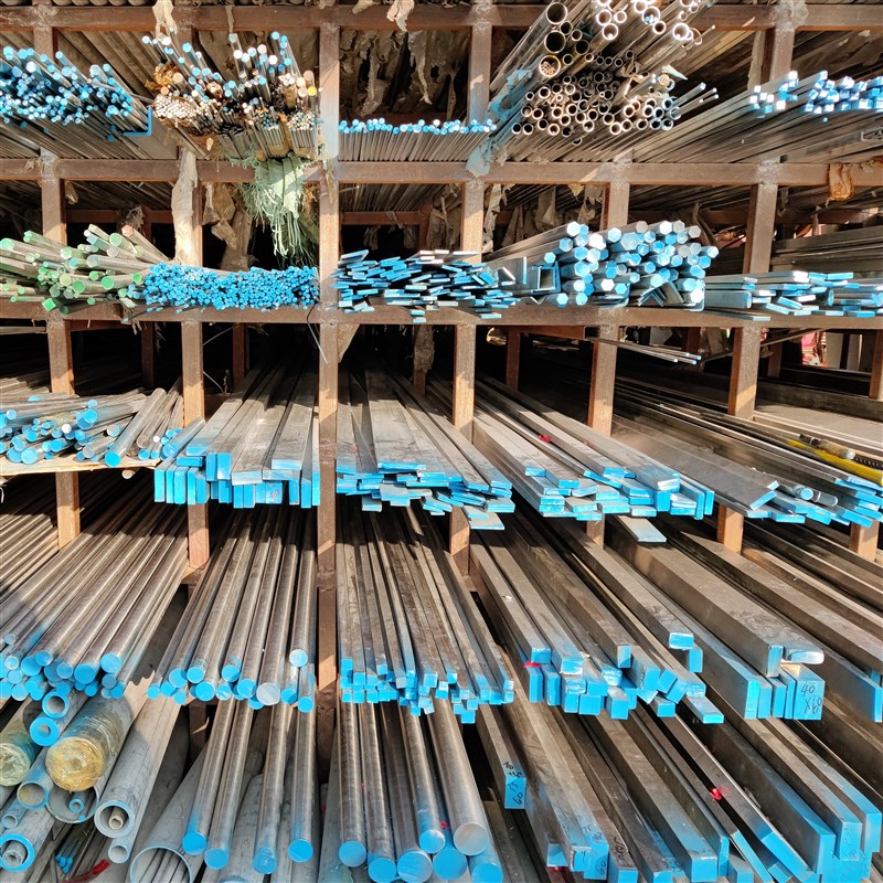 304不锈钢扁条方条303 316扁钢方钢实心方棒冷拉退火易车钢板钢排