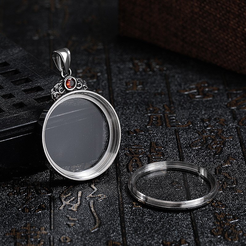 透明双面唐卡嘎乌盒吊坠圆形不锈钢玻璃相M盒可打开朱砂瓶吊坠钛