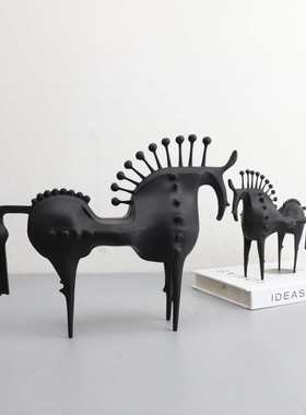 欧式个性刺马摆件客厅玄关样板间办公室J卧室书房餐厅桌面家居饰