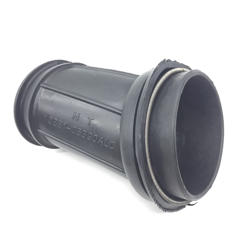 适用EN125钻豹HJ125K GN125 铃木王GS125化油器接口 空滤喉管接头