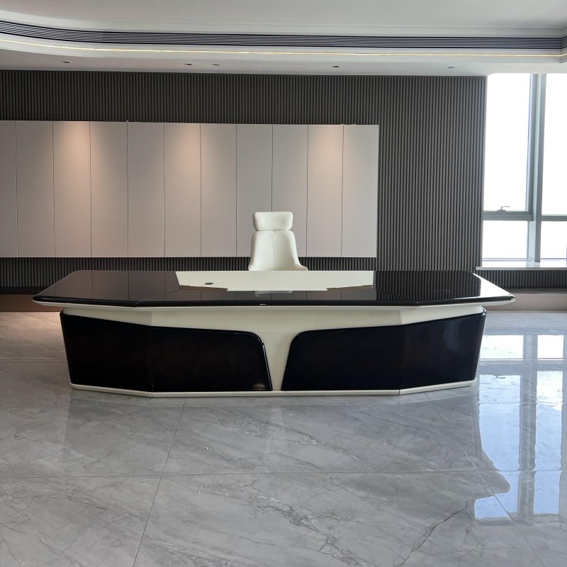 新中式实木老板办公m桌2025新款轻奢高级感总裁桌高端董事长大班