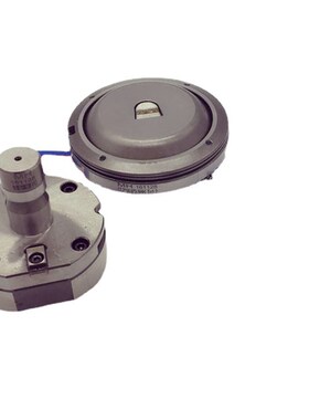 德国通快数控冲床成型卡槽模具广东TRUMPF数控冲床模具试模后发货