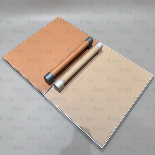 皮革衣柜门板Poliform通体拉手可定制皮质衣橱别墅户型高端合金