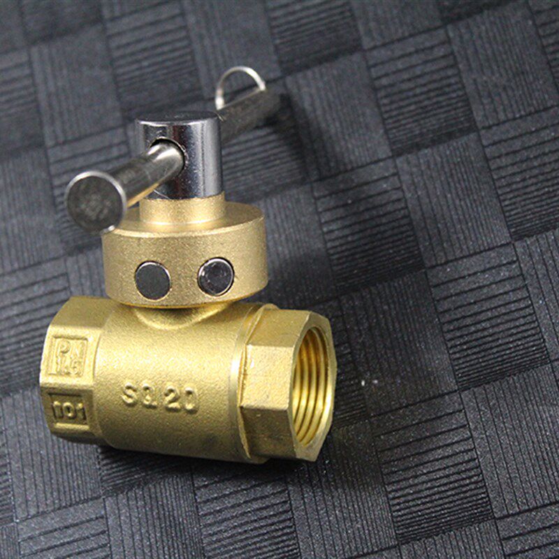 家用暖气阀门钥匙放气锁闭专用一字磁性锁控制自来水表前开关四分