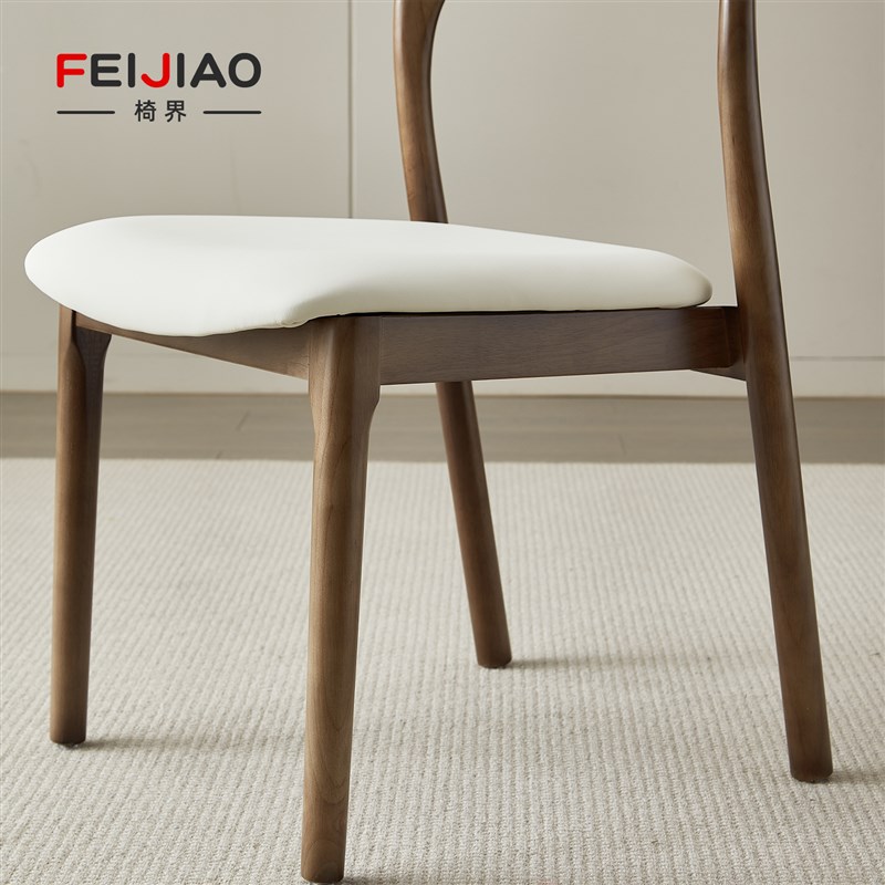 真皮实木餐椅家用餐厅2025新款意式极简酒店餐饮商用太子靠背桌椅