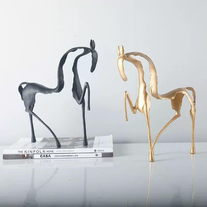 新中式招财马 黑色辛合金马摆件 家居 装饰艺术品 办公室软装饰品