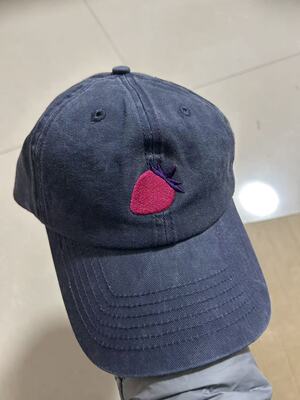 原版刺绣Heated Rivalry巅峰对决周边kip草莓刺绣棒球帽鸭舌帽