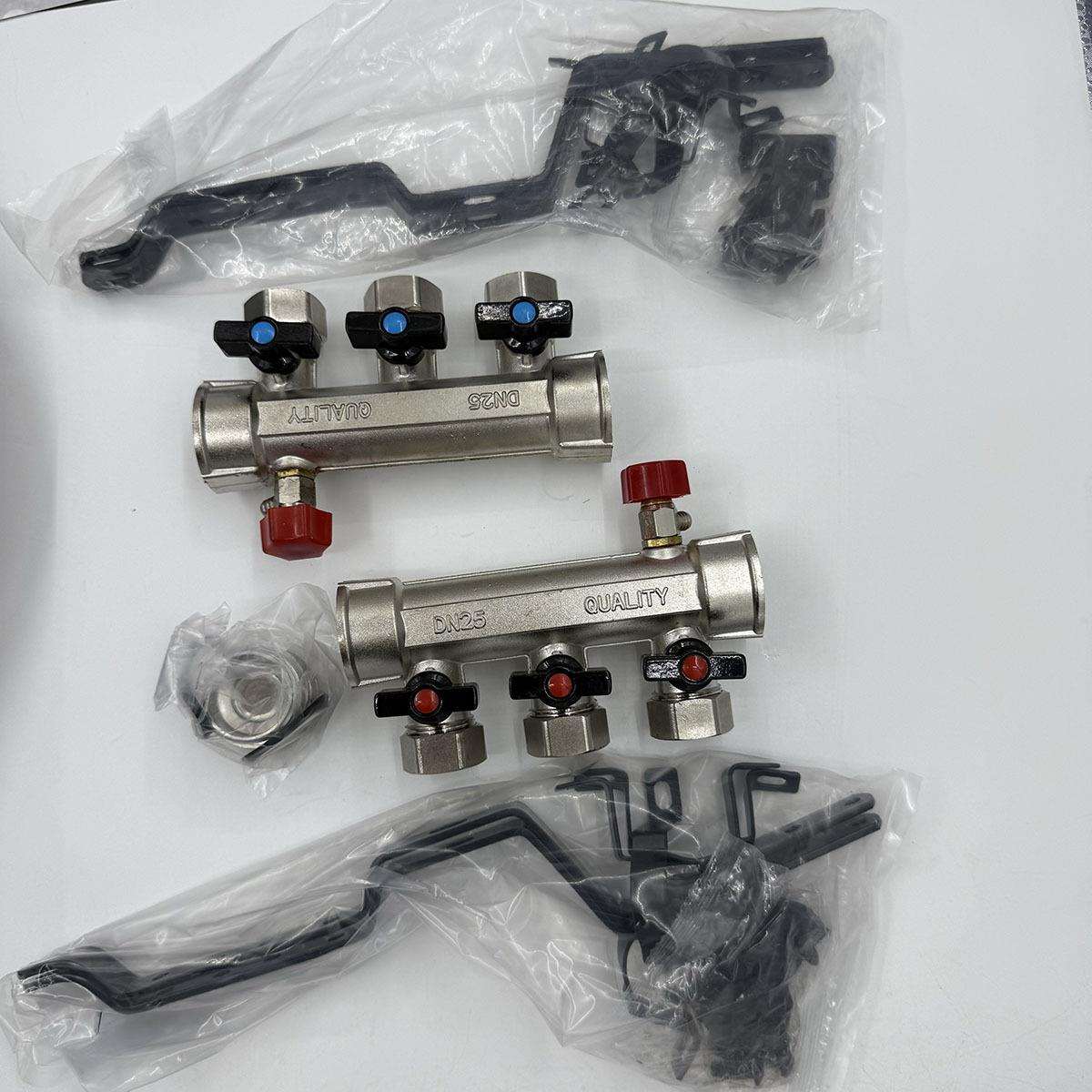 新款地暖分水器全铜1寸主体20分支口家装地暖管集水器