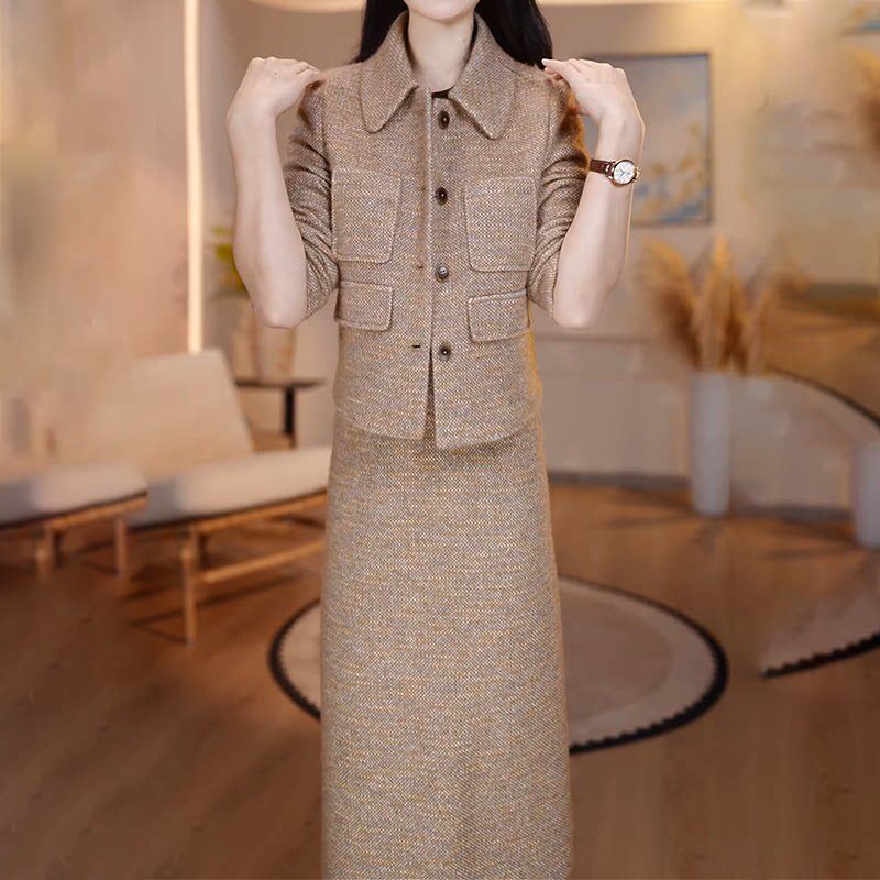 优雅高级感翻领套裙女2026秋冬新款女士显瘦气质外套连衣裙两件套