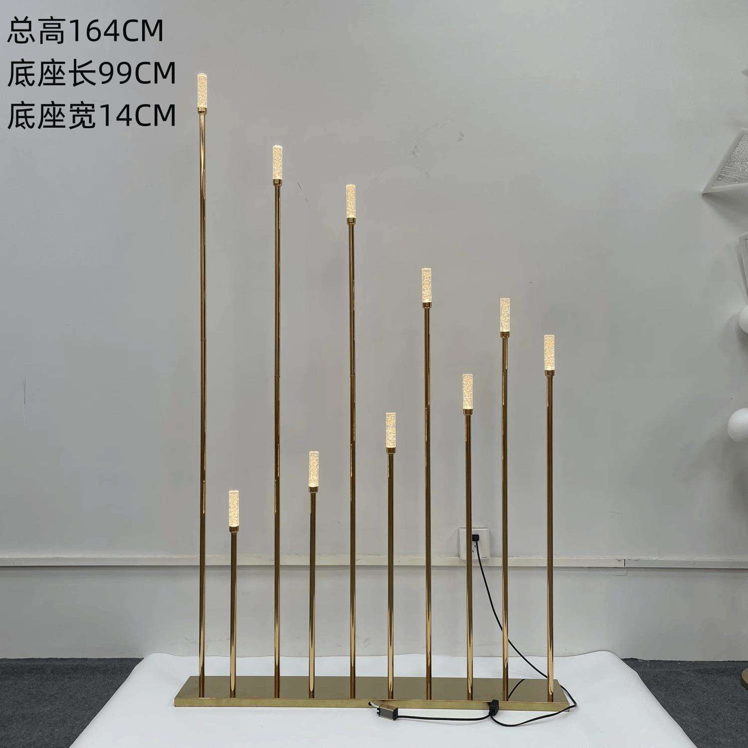 婚庆新款火柴路引宴会婚礼道具水晶引路灯创意蜡烛火苗吊灯垒德株