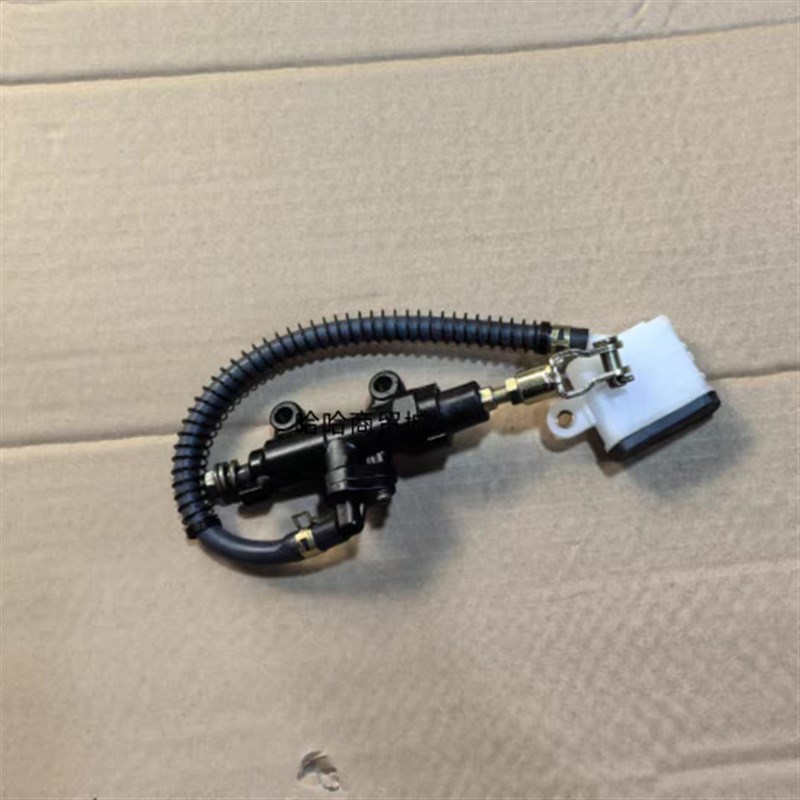 适用川崎小忍者400小猴子摩托车后刹车泵永源战隼350跑车脚刹泵