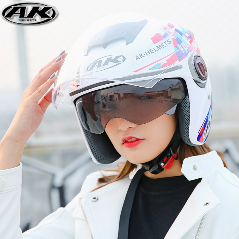 清仓四季男女电动车头盔电瓶车保暖防风秋冬半覆式安全帽双镜半盔