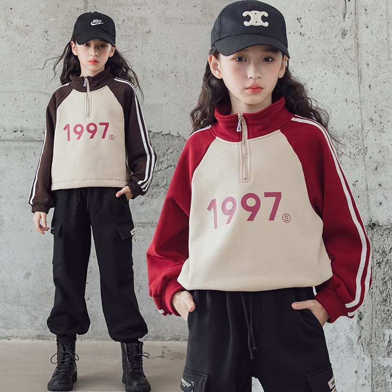女童冬季加绒卫衣2023新款韩版洋气女大童衣服加厚儿童短款上衣潮