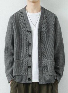 男士秋冬季V领纯色针织衫外套青少年学生潮流时尚开衫麻花毛衣