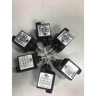 公信牌 行程开关 LXP1(3SE3)-020-0A 上海第二机床电器厂图片