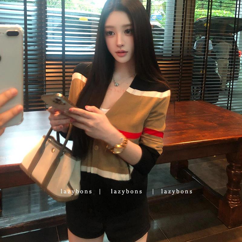 针织开 衫女秋款气质名媛小众设计感V领条纹上衣收腰显瘦毛衣外套