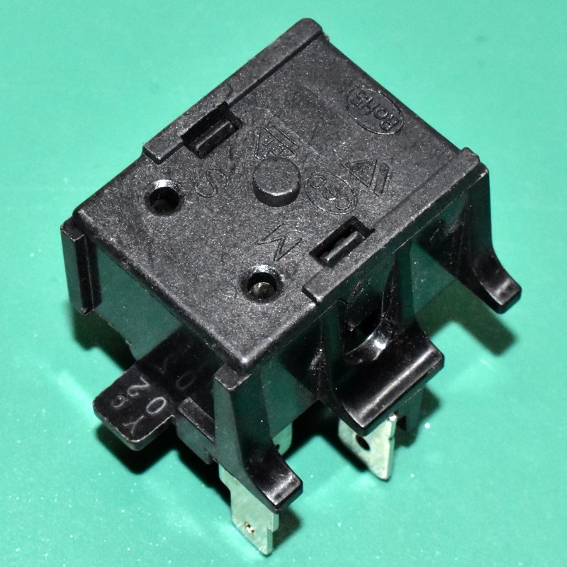 适用奥马冰箱冰柜压缩机PTC启动器QP2-15H继电器蝶形过载热保护器